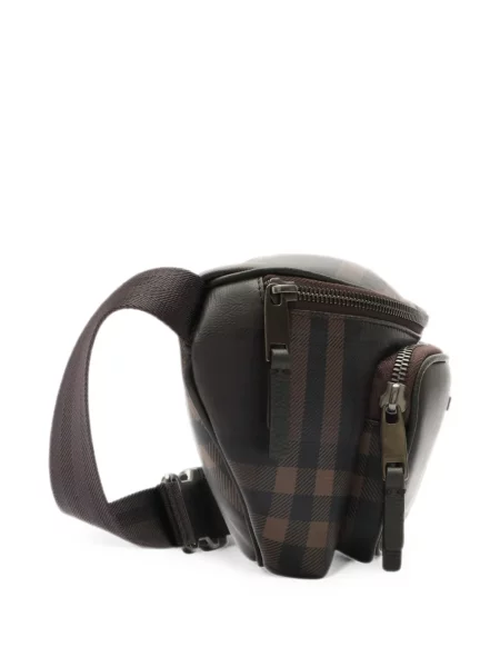 Cu centură curea Burberry în carouri maro