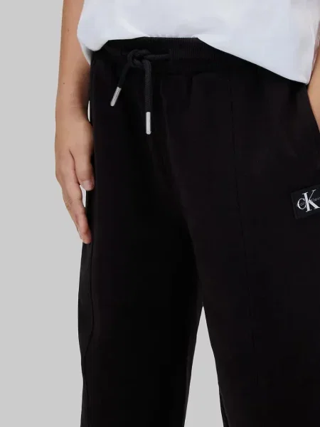 Calvin Klein Jeans спортен панталон за деца от черно
