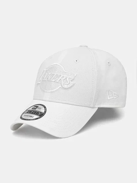 Шапка с козирки New Era с апликация бяло