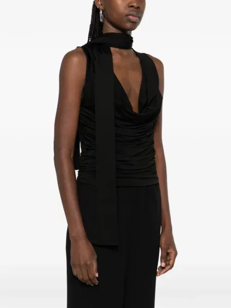Top Aya Muse drapat negru