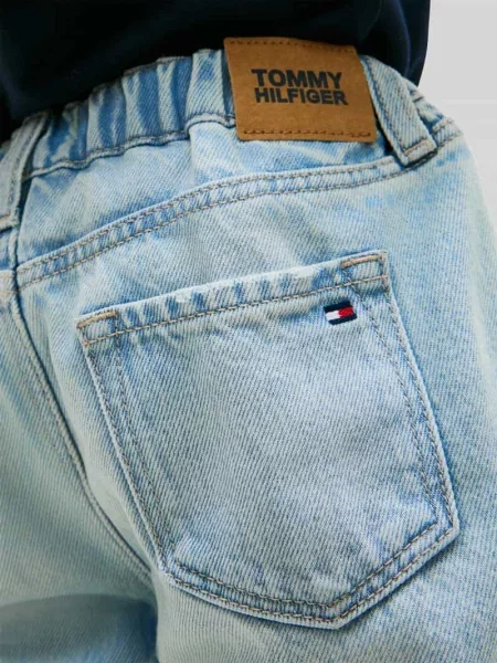 Szorty jeansowe o kroju regular fit z 5 kieszeni Tommy Hilfiger