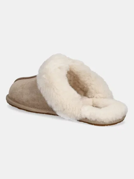 Замшевые тапочки Ugg бежевые