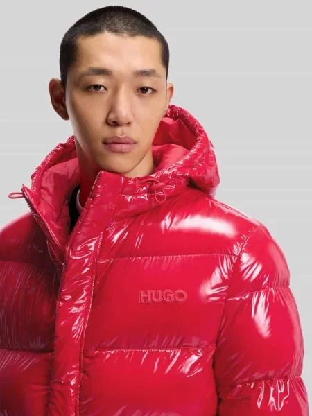 Kurtka pikowana o kroju regular fit z kapturem model ‘BARO’ Hugo czerwona
