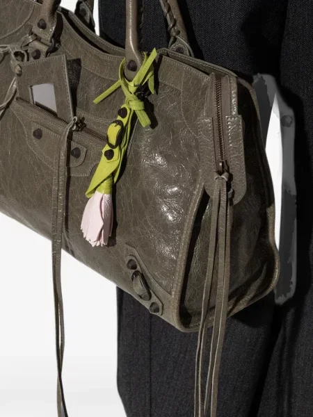 Pandantiv Balenciaga verde