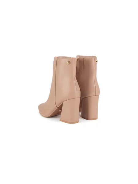 Polokozačky Nine West béžové
