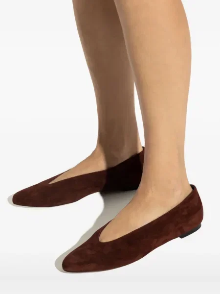 Sneakerși Neous din piele de căprioară maro