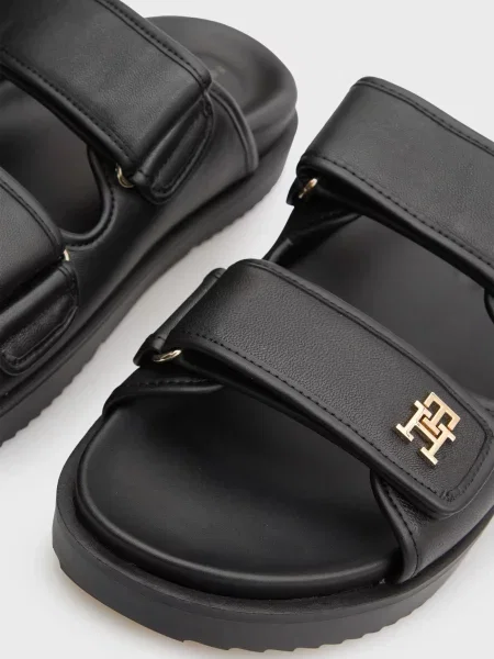 Кожаные шлепанцы Tommy Hilfiger с ремешками черные