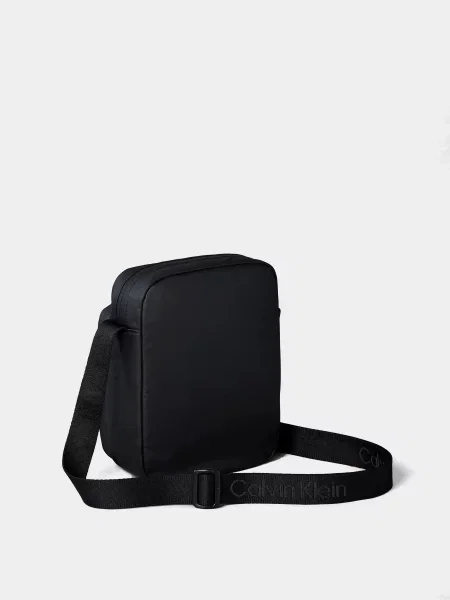 Сумка через плечо Calvin Klein черная