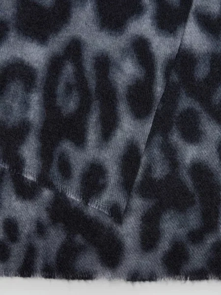 Szalik animal print Kobieta uniwersalny MANGO szary