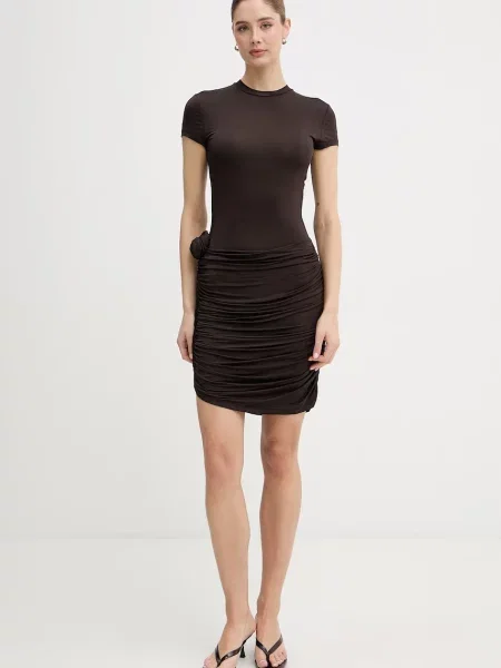 Rotate sukienka drapowana gładka z brązowa