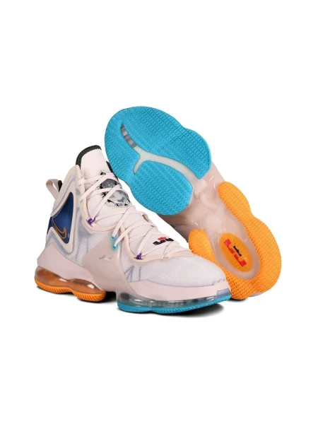 Pantofi Nike roz