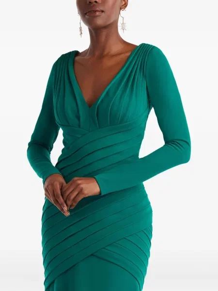 Rochie maxi Tadashi Shoji plisată lungă de costum verde