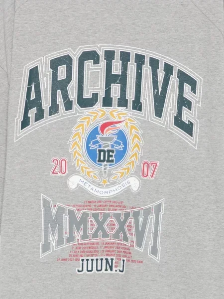 Tricou Juun.j cu imagine gri