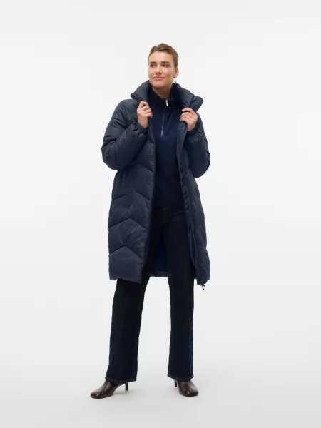 Зимова куртка Vero Moda темно-синій синя