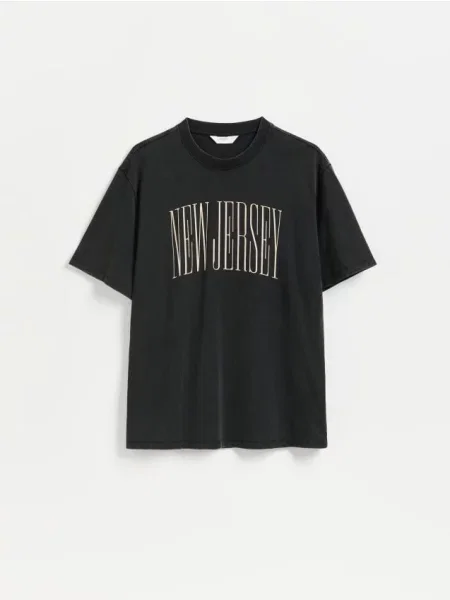 Reserved Tricou comfort fit cu imprimeu negru