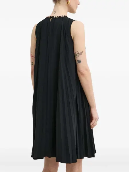 Rochie mini Nissa plisată de costum negru