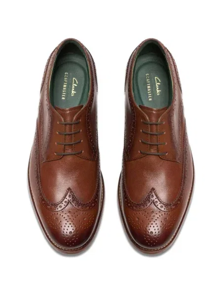 Pantofi Clarks maro