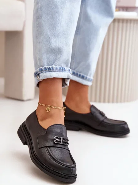 Мокасини Zazoo на платформе от лакирана кожа черно