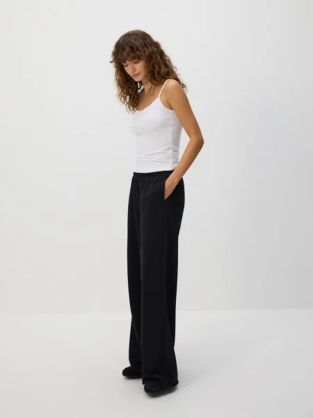 Reserved топ білий