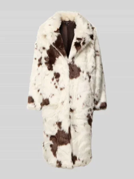 Płaszcz z imitacji futra o kroju regular fit ze wzorem na całej powierzchni model ‘CRYSTAL’ Vero Moda