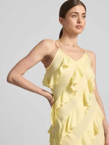 Dopasowana długa sukienka z falbanami model ICELYN' Vero Moda