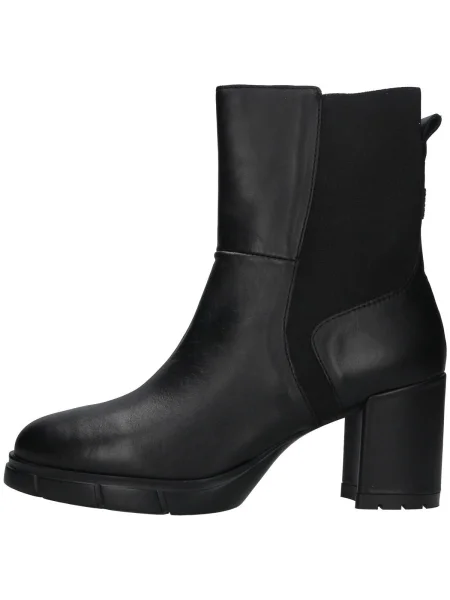 Botine Callaghan
