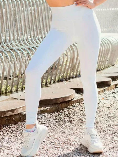 Леггинсы для спорта білі