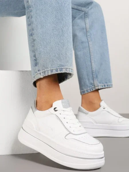 Srebrne Sneakersy na Platformie Ozdobione Brokatem i Napisem Udivoria
