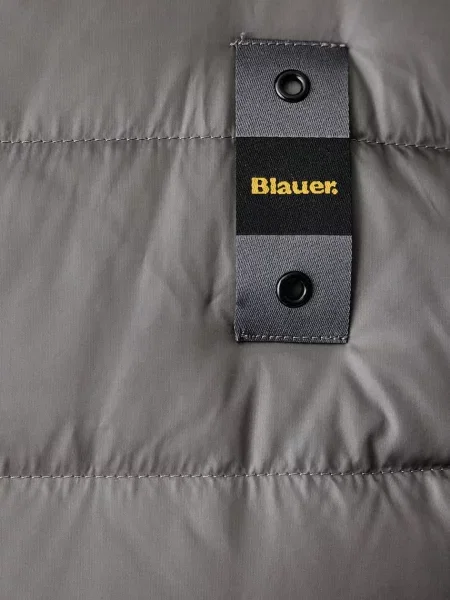 Blauer пухова куртка