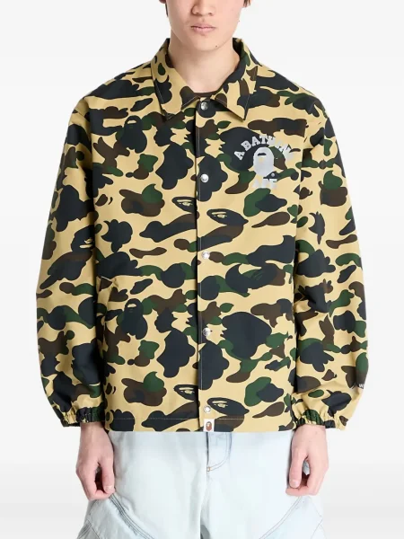 Geacă A Bathing Ape® cu imagine cu model camuflaj galben