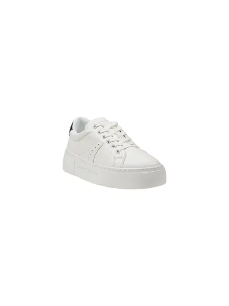 Sneakersy Armani Exchange białe