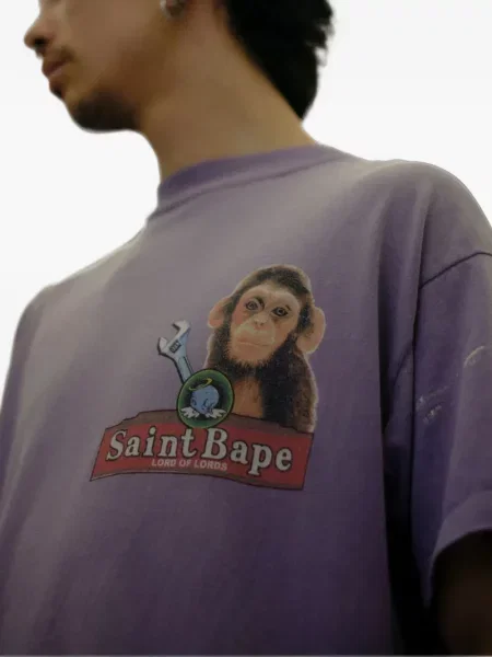 Μπλούζα Saint Mxxxxxx με σχέδιο μωβ