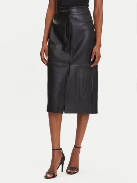 Usnjeno krilo BOSS črna