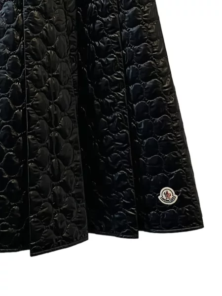 Fusta plisata Moncler plisată până la genunchi negru