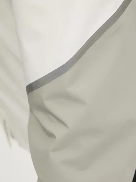 Куртка Adidas Terrex бежевая