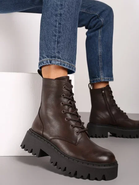 Botine Sairene maro