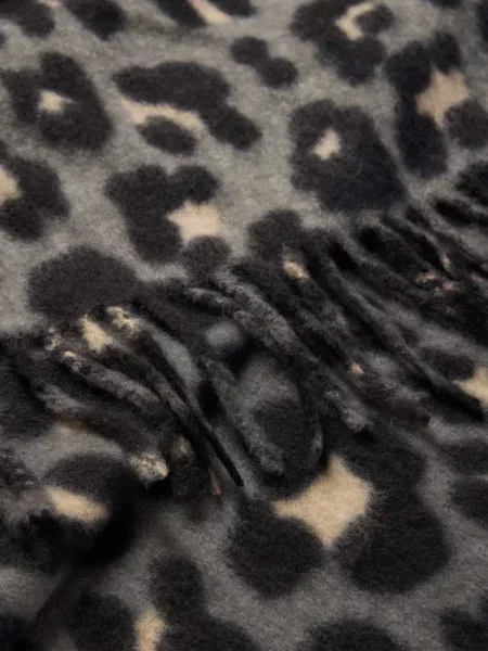 Szal ze zwierzęcym wzorem i frędzlami model ‘XXL Leo’ Kurt Beines