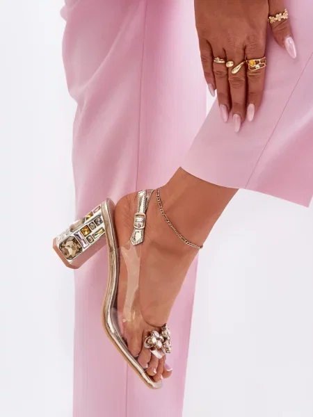 Прозрачни сандали Vinceza с кристали