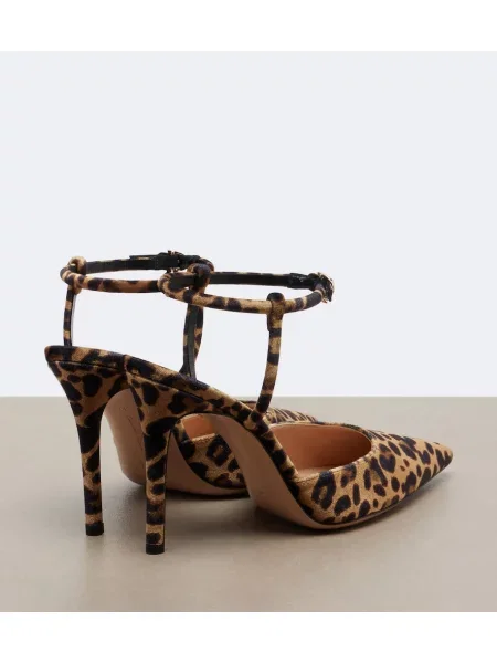 Pantofi cu toc Gianvito Rossi de catifea cu imagine cu model leopard maro