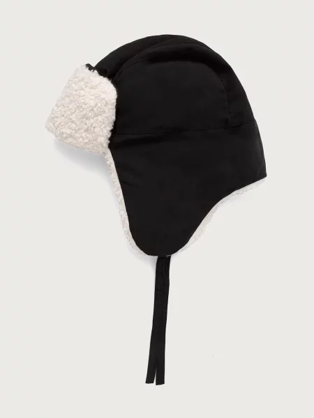 Karl Lagerfeld Jeans căciulă cu urechi pentru femei negru