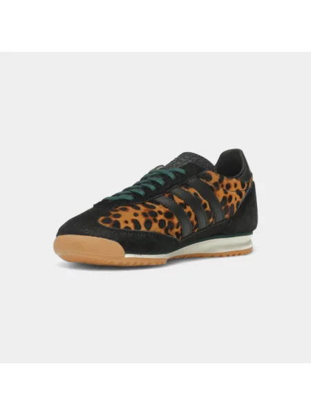 Pantofi Adidas cu imagine cu model leopard verde