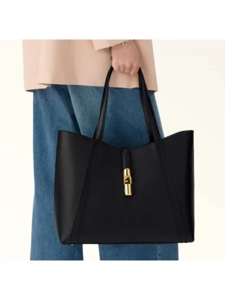 Furla torebka skórzana czarny