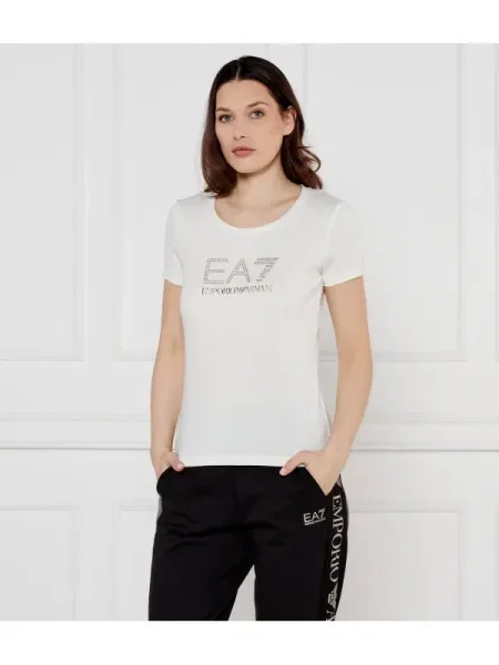 Tricou