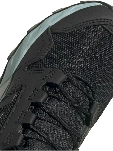 Top Adidas alergare cu decolteu în V alb