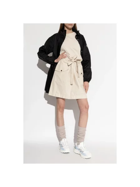 Sukienka mini Moncler z paskiem beżowa
