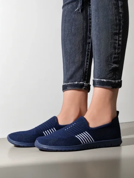 Slip on tenisky Resti čierna