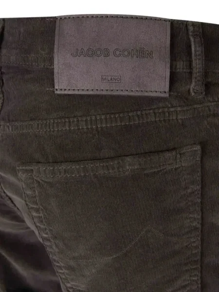 Blugi Jacob Cohën de catifea cord maro