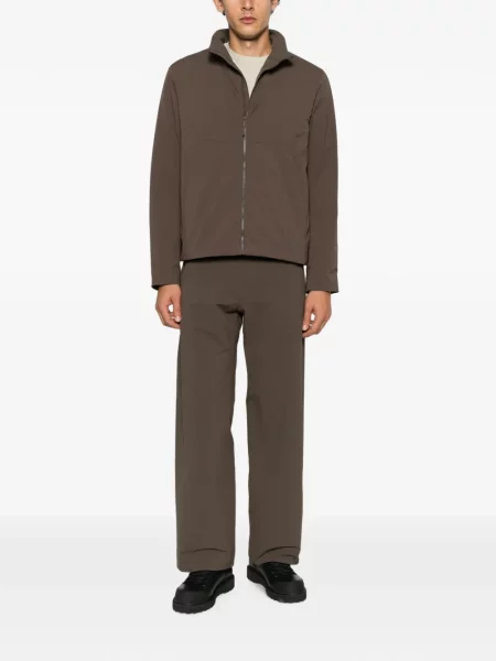 Pantaloni Veilance maro