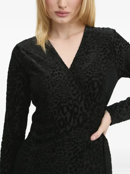 Rochie Never Fully Dressed cu imagine cu model leopard de costum negru