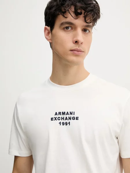 Тениска Armani Exchange с апликация бежово